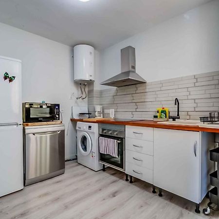 Apartamento Renovado, Tu Escapada De Vacaciones Ideal Fuengirola Kültér fotó