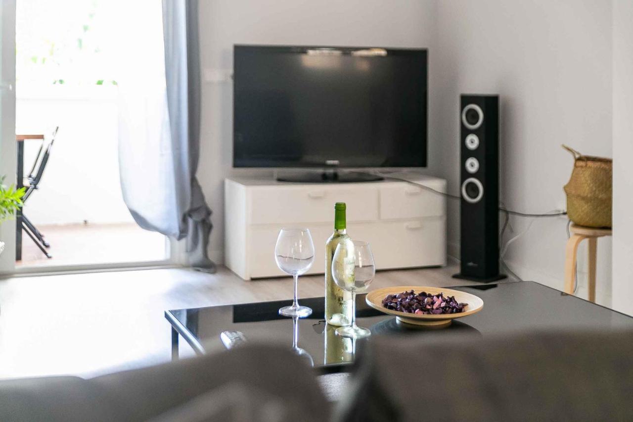 Apartamento Renovado, Tu Escapada De Vacaciones Ideal Fuengirola Kültér fotó