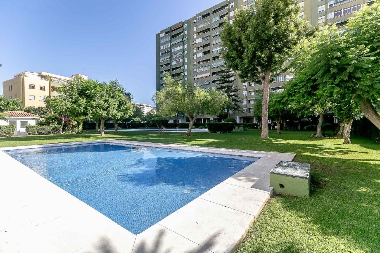 Apartamento Renovado, Tu Escapada De Vacaciones Ideal Fuengirola Kültér fotó