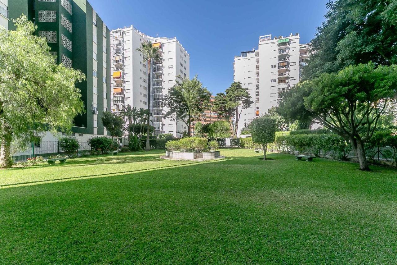 Apartamento Renovado, Tu Escapada De Vacaciones Ideal Fuengirola Kültér fotó