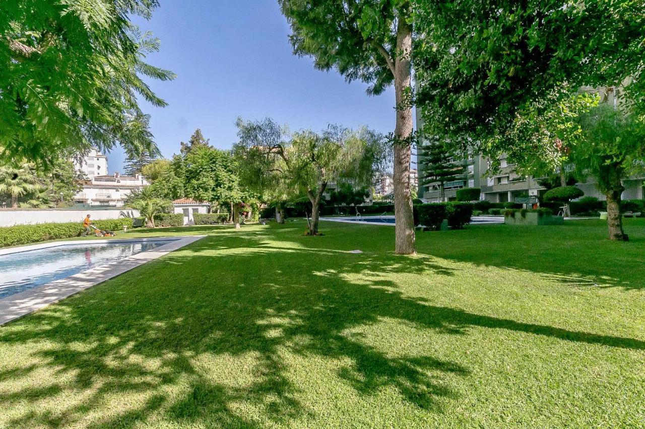 Apartamento Renovado, Tu Escapada De Vacaciones Ideal Fuengirola Kültér fotó