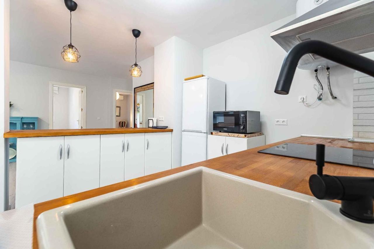 Apartamento Renovado, Tu Escapada De Vacaciones Ideal Fuengirola Kültér fotó